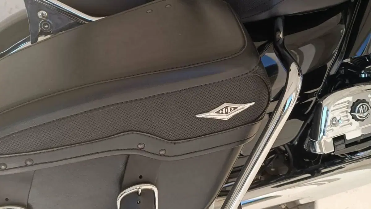 Harley-Davidson 103 Road King Classic (2011 - 13) - FLHRC  (4)