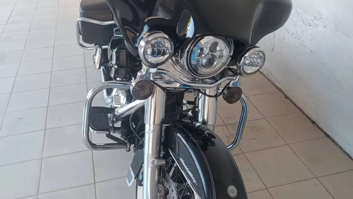 Harley-Davidson 103 Road King Classic (2011 - 13) - FLHRC  (8)