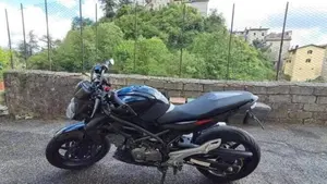 Suzuki Gladius 650 SFV (2009 - 15)  (4)