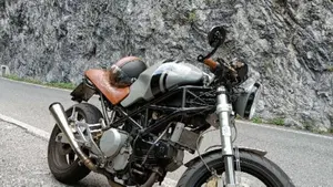 Ducati Monster 620 I.E. Dark (2002)  (6)