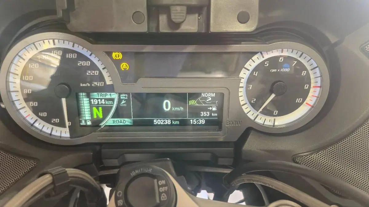Bmw R 1200 RT (2014 - 16)  (2)