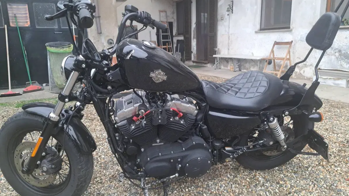 Harley-Davidson 1200 Forty-Eight (2010 - 15) 