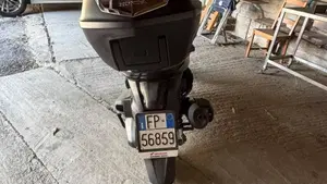 Honda SH 350i GT (2025 - 26)  (3)