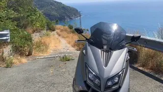 Yamaha T-Max 530 ABS (2015 - 17) usata
