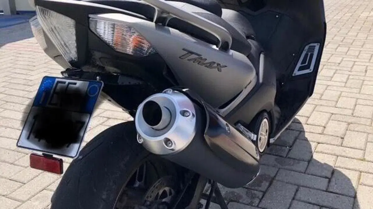 Yamaha T-Max 530 ABS (2015 - 17)  (4)