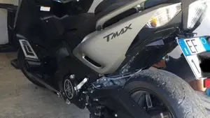 Yamaha T-Max 530 ABS (2015 - 17)  (5)