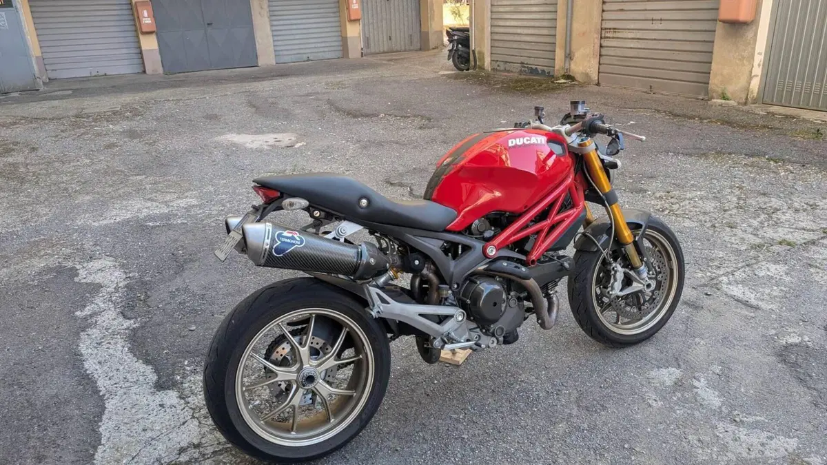 Ducati Monster 1100 S (2009 - 10)  (2)