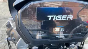 Triumph Tiger 800 XRt (2018 - 20)  (7)