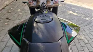Aprilia Dorsoduro 750 (2009 - 14)  (8)