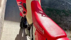 Honda   (8)