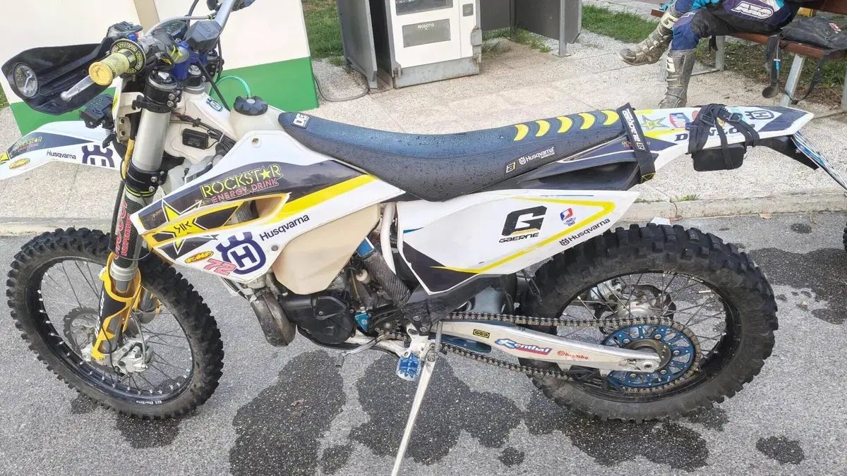Husqvarna TE 250 (2015)  (2)