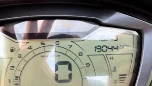 Piaggio Beverly 300 Hpe (2021)  (13)