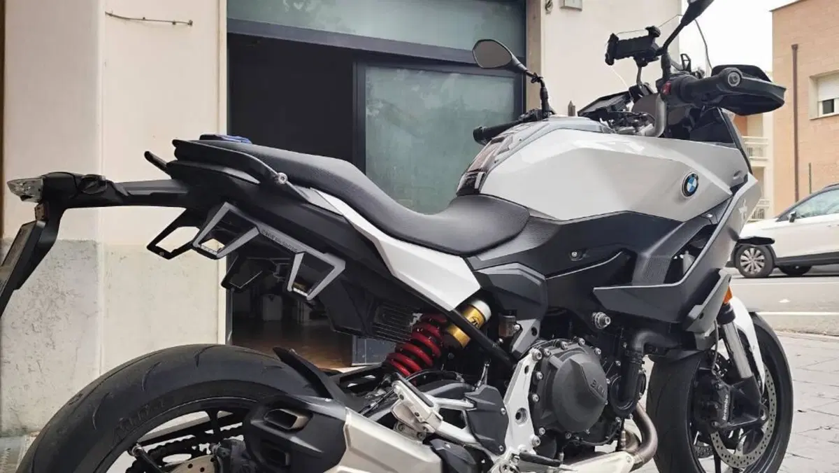 Bmw F 900 XR (2020 - 24)  (2)