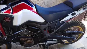 Honda Africa Twin CRF 1000L (2016 - 17)  (10)