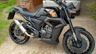 Zontes ZT125-GK (2022 - 25) usata