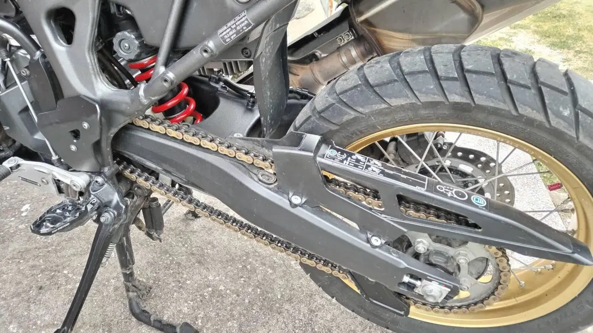 Honda Africa Twin CRF 1000L (2016 - 17)  (7)