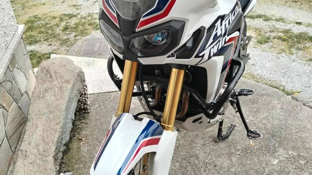 Honda Africa Twin CRF 1000L (2016 - 17)  (3)