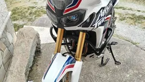 Honda Africa Twin CRF 1000L (2016 - 17)  (3)