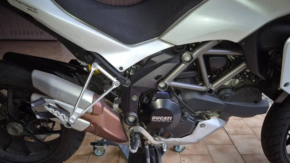 Ducati Multistrada 1200 ABS (2010 - 12)  (17)
