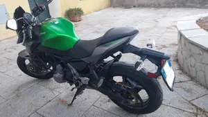 Kawasaki Z 650 (2017 - 19)  (2)
