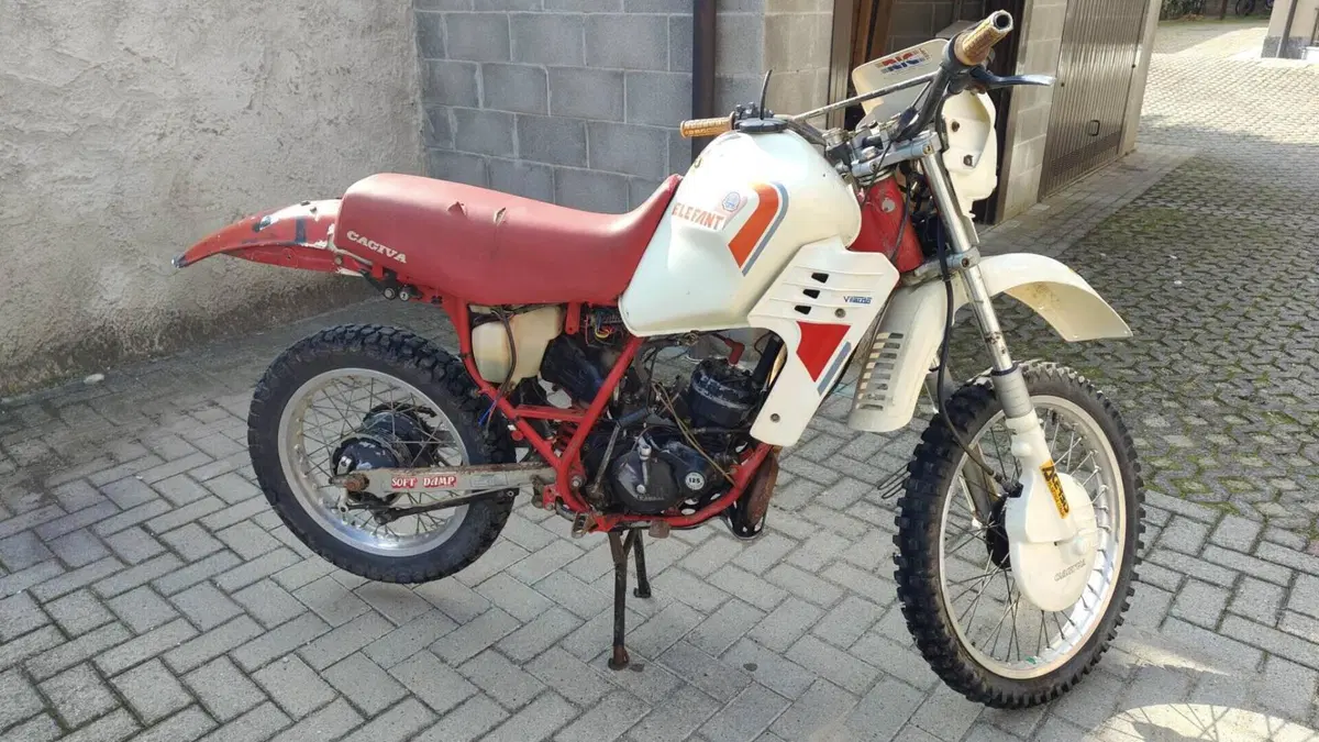 Cagiva Elefant 125  (4)
