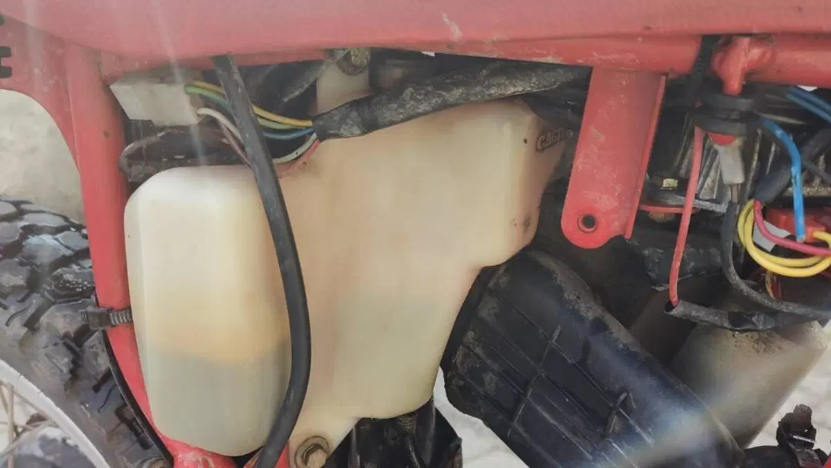 Cagiva Elefant 125  (5)