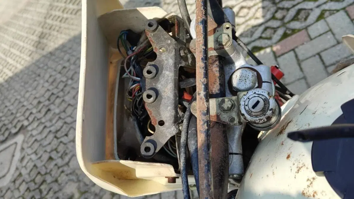 Cagiva Elefant 125  (10)