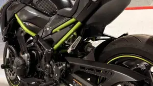 Kawasaki Z 900 (2017 - 18)  (9)