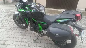 Kawasaki Z 650 (2025 - 27)  (2)