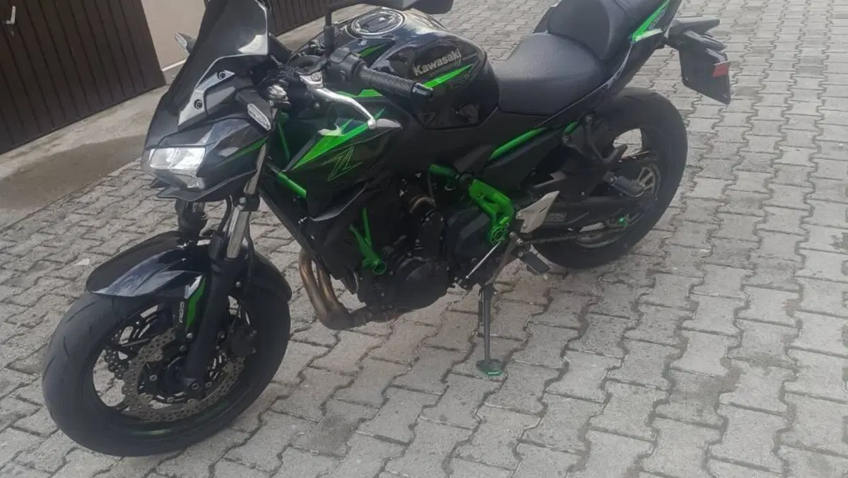 Kawasaki Z 650 (2025 - 27)  (8)