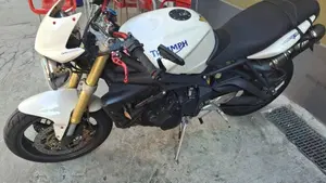 Triumph Street Triple (2007 - 12)  (2)