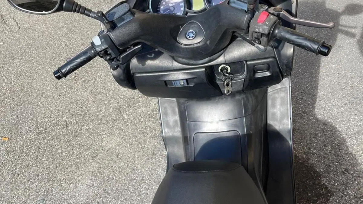 Yamaha Majesty 400 ABS (2011 - 14)  (2)