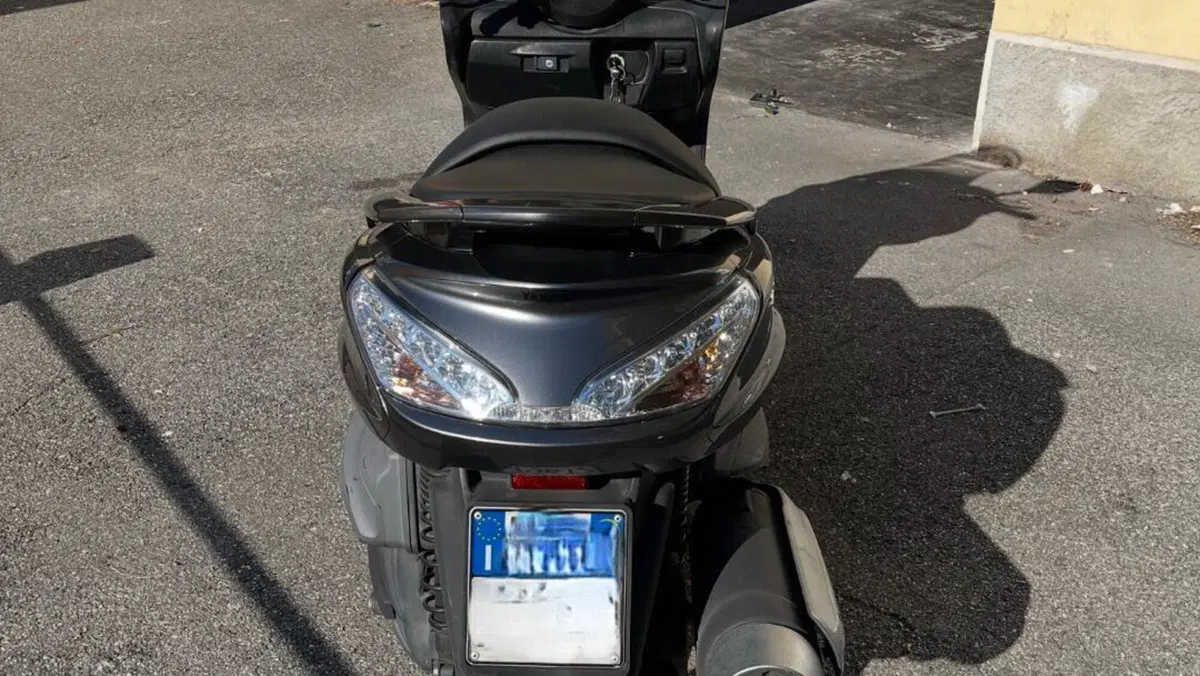 Yamaha Majesty 400 ABS (2011 - 14)  (4)
