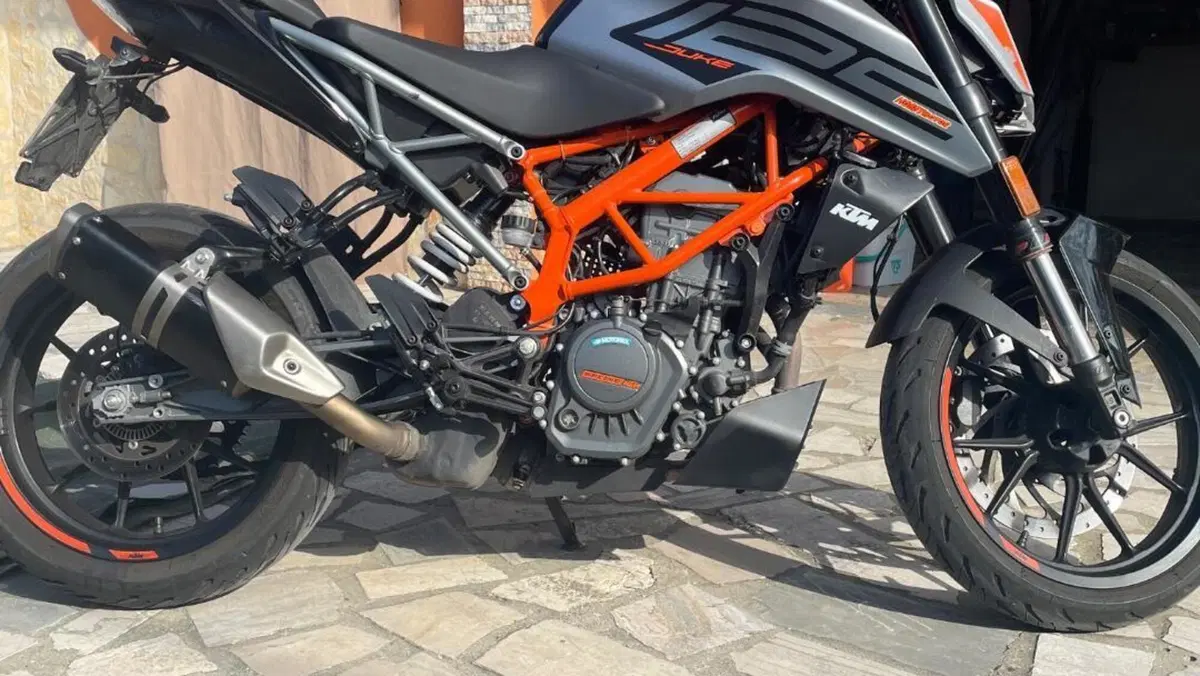 KTM 125 Duke (2021 - 23)  (2)