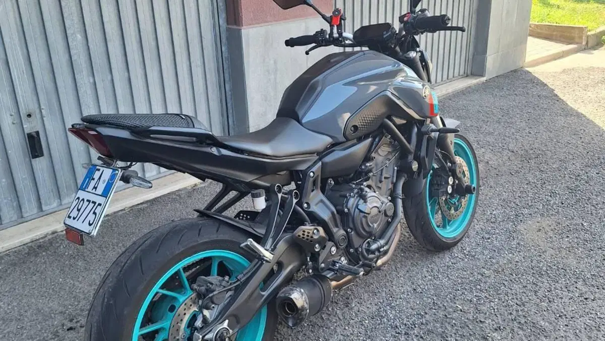 Yamaha MT-07 (2021 - 24)  (2)