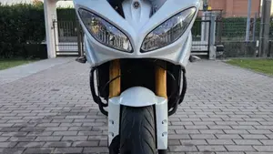 Yamaha FZ8 (2010 - 12)  (2)