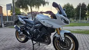 Yamaha FZ8 (2010 - 12)  (3)