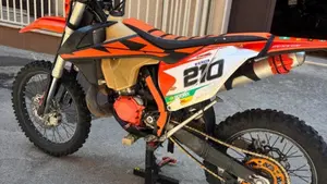 KTM 300 EXC E TPI (2018)  (2)