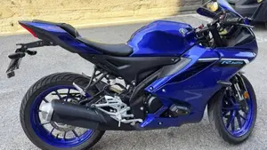 Yamaha YZF R125 (2023 - 26)  (2)