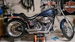 Harley-Davidson 1584 Custom (2008 - 09) - FXSTC  (6)