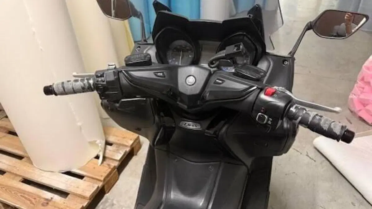 Yamaha T-Max 530 (2017 - 19)  (3)