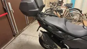Yamaha T-Max 530 (2017 - 19)  (5)