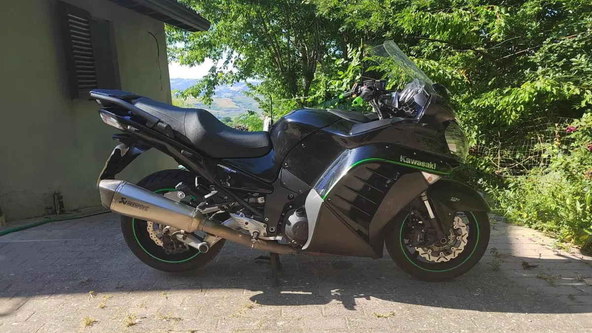Kawasaki GTR 1400 ABS (2015 - 16) 