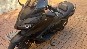 Yamaha T-Max 560 (2022 - 24) usata
