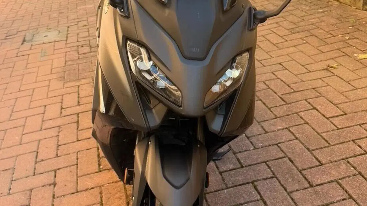 Yamaha T-Max 560 (2022 - 24)  (2)