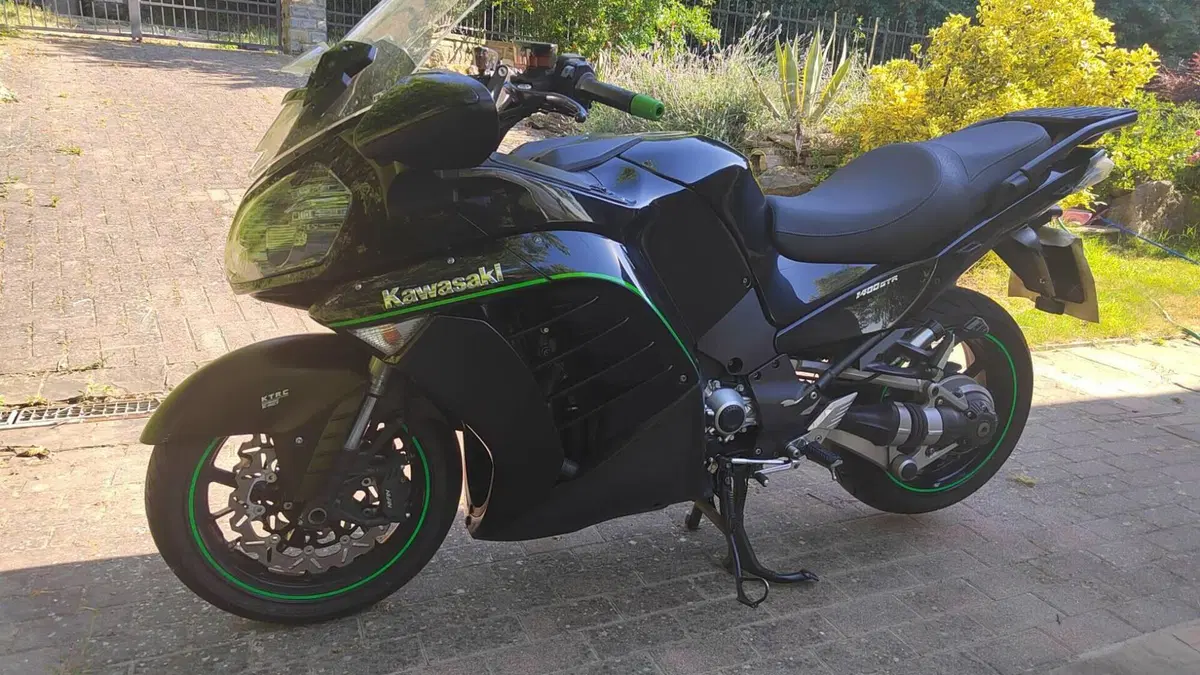 Kawasaki GTR 1400 ABS (2015 - 16)  (7)