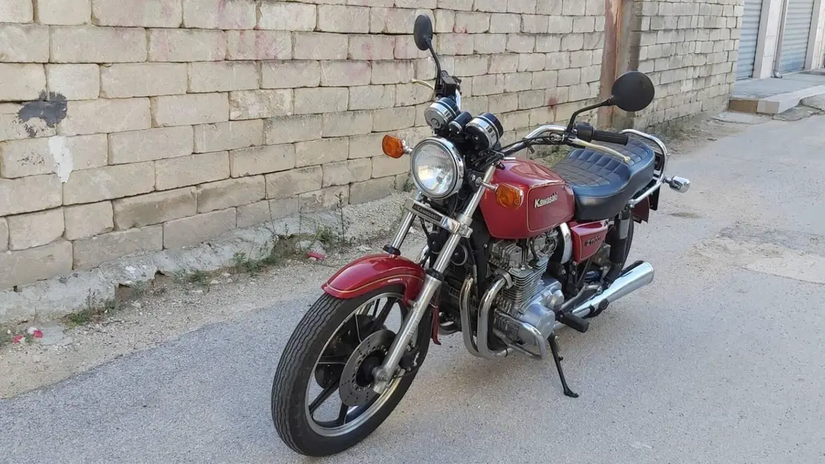 Kawasaki   (3)