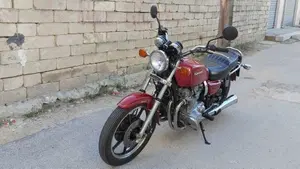 Kawasaki   (3)