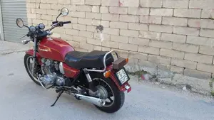 Kawasaki   (5)