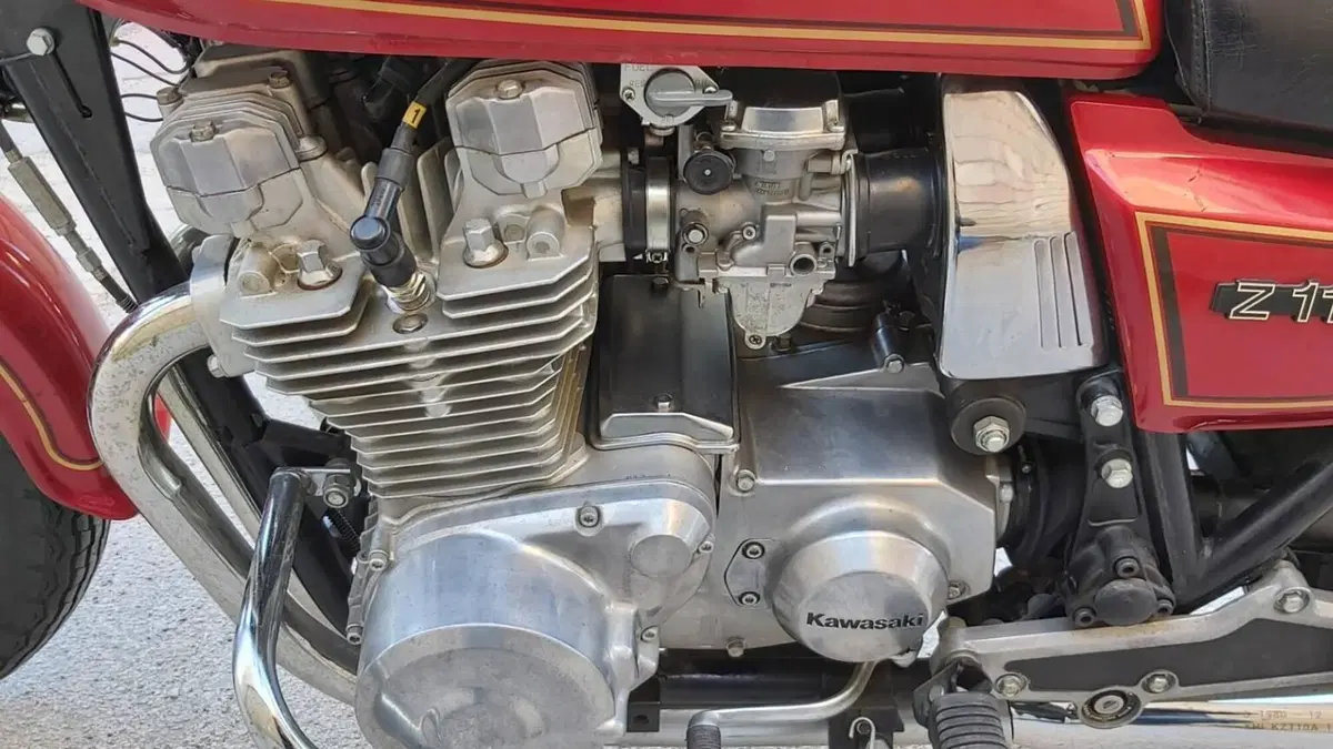 Kawasaki   (6)